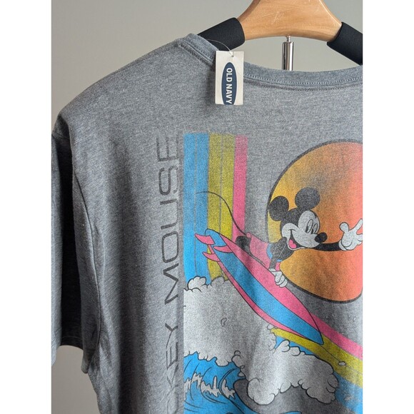 Disney Old Navy Mickey Mouse Surfing T Shirt Adult Large Gray New With Tags - Picture 11 of 16